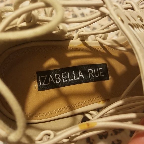 Shoes - Picture 5 of 6